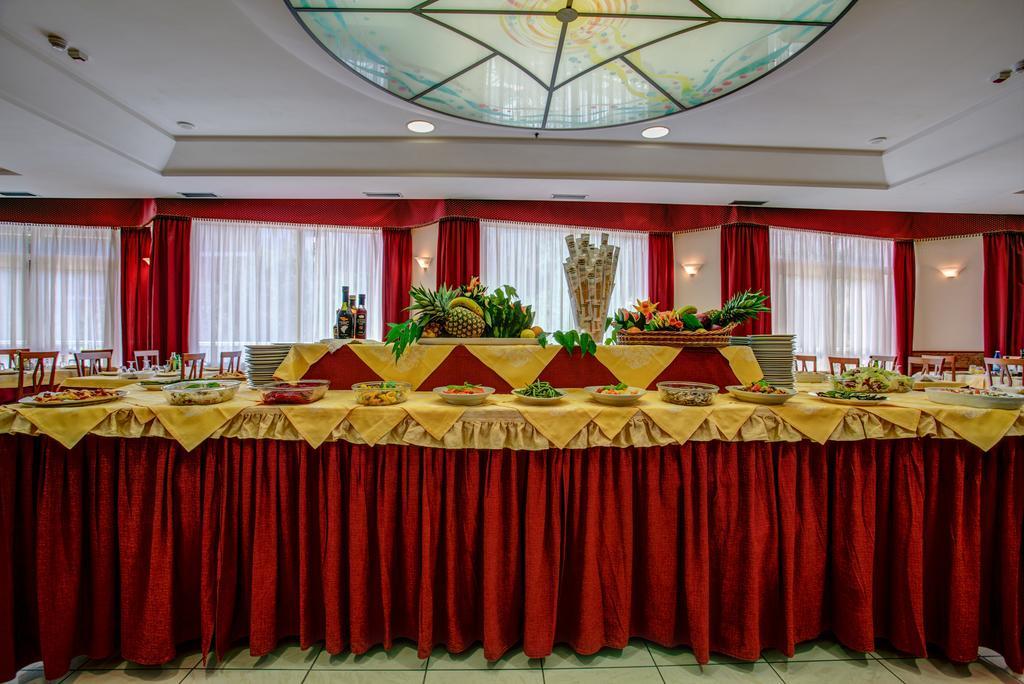 Hotel San Giorgio Milano Marittima Esterno foto
