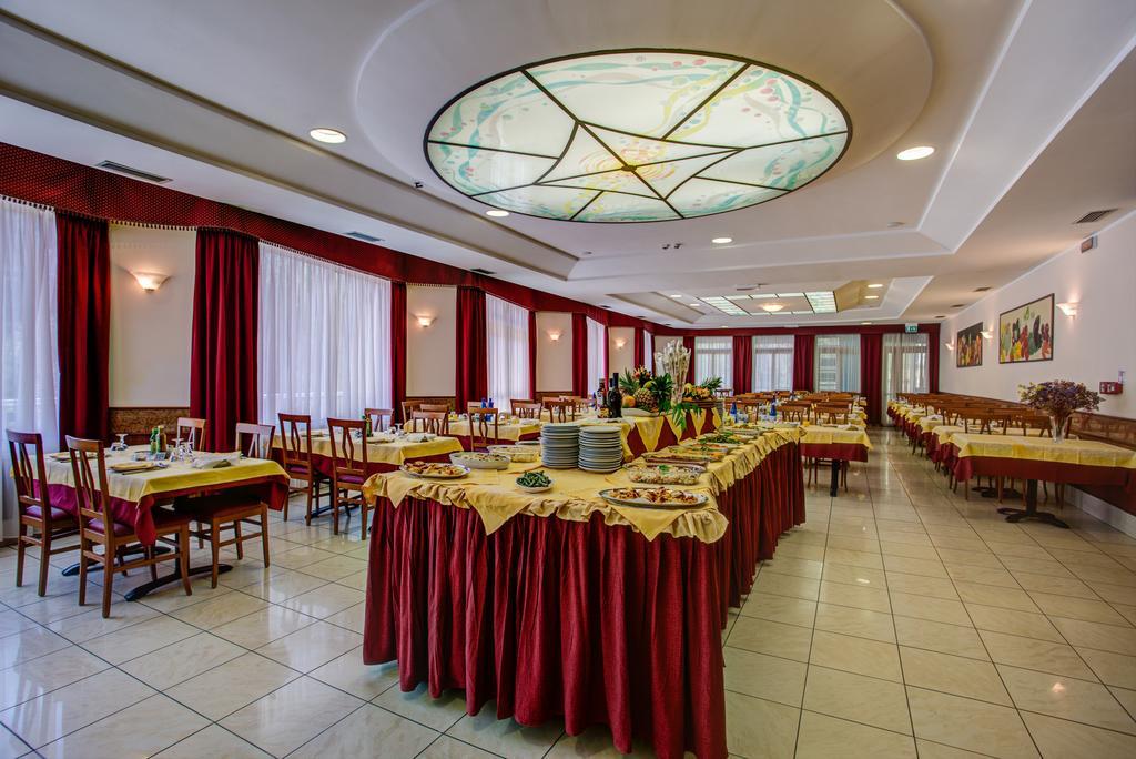 Hotel San Giorgio Milano Marittima Esterno foto
