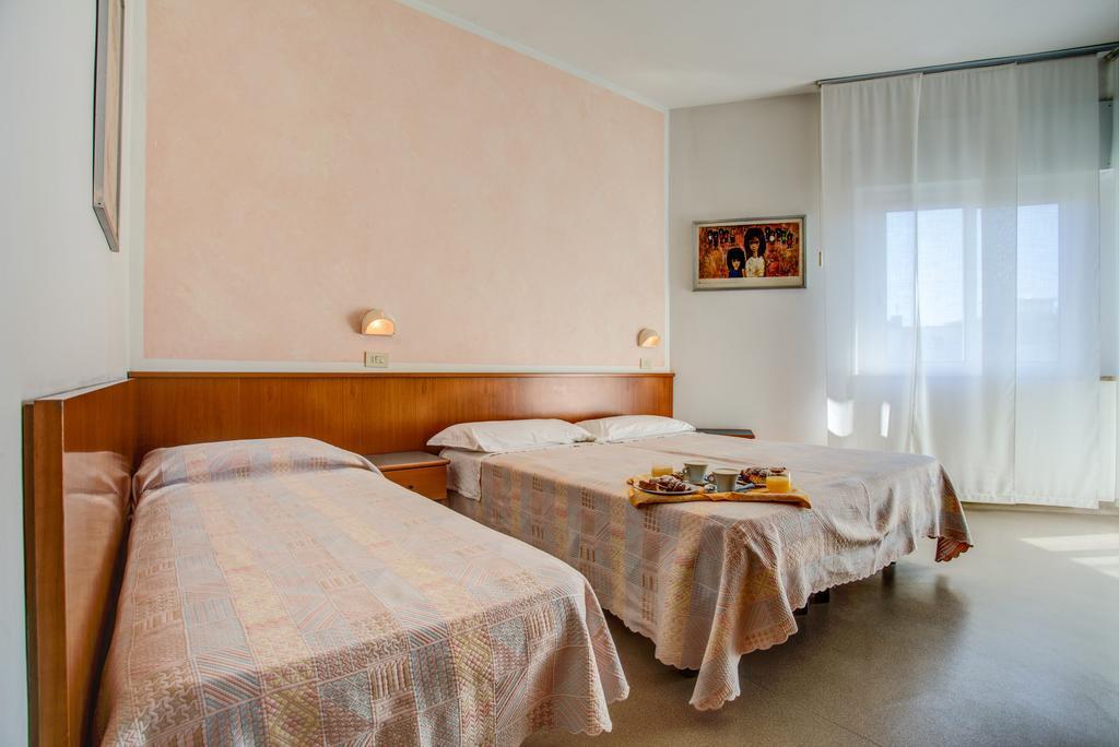 Hotel San Giorgio Milano Marittima Camera foto