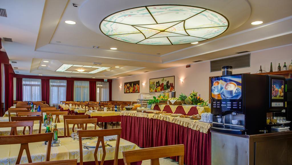 Hotel San Giorgio Milano Marittima Esterno foto
