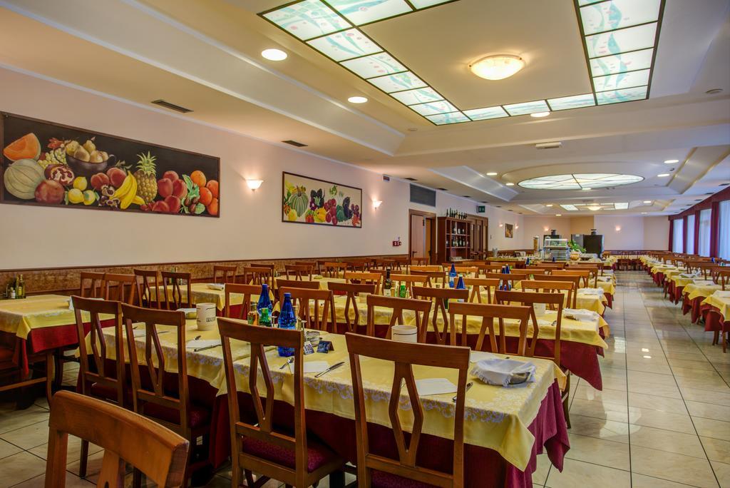 Hotel San Giorgio Milano Marittima Esterno foto