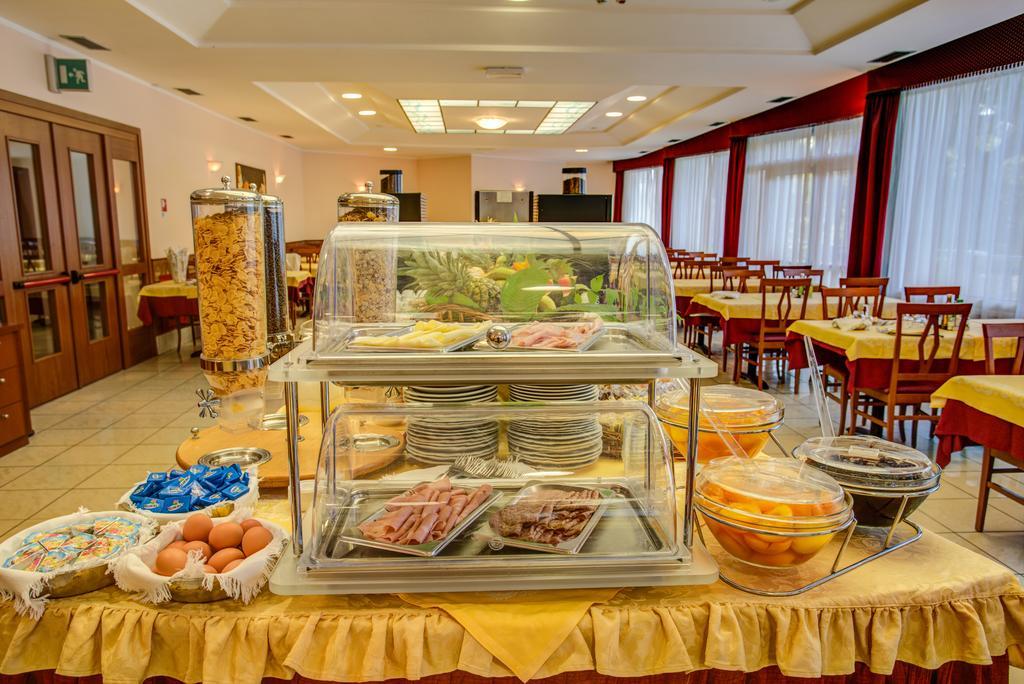 Hotel San Giorgio Milano Marittima Esterno foto