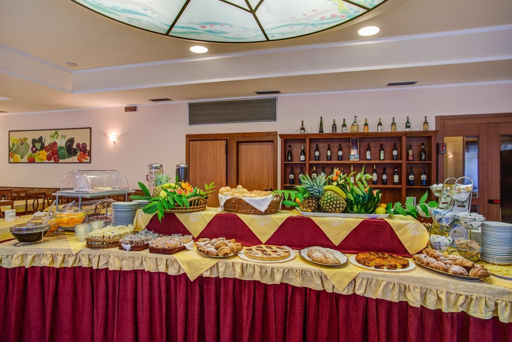 Hotel San Giorgio Milano Marittima Esterno foto