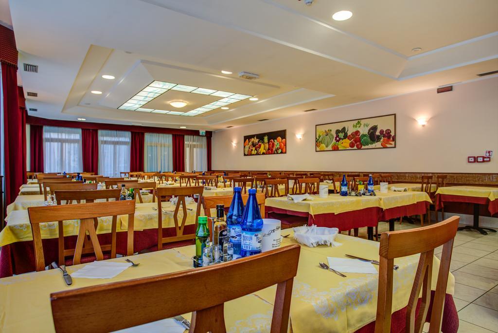 Hotel San Giorgio Milano Marittima Esterno foto